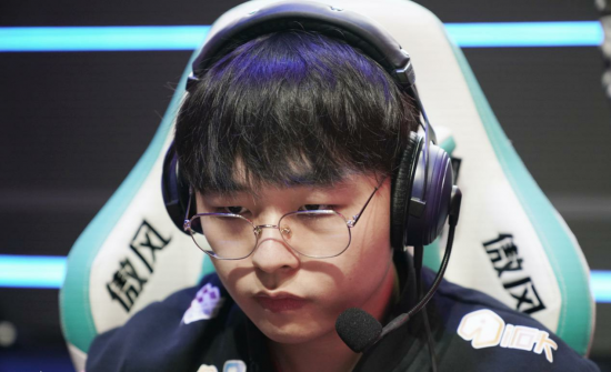 LPL英雄联盟S15瑞士轮次日AL TES BLG全胜战绩